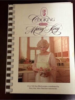 Cooking with Mary Kay vintage cookbook with over 500 recipes, 1985